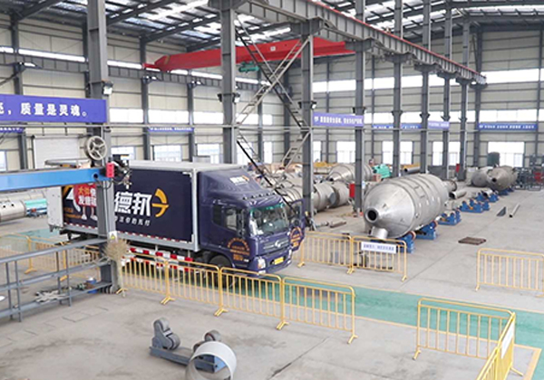 草莓丝瓜向日葵黄瓜榴莲污绿巨人蒸發器生產車間 草莓丝瓜向日葵黄瓜榴莲污绿巨人蒸發器生產車(chē)間