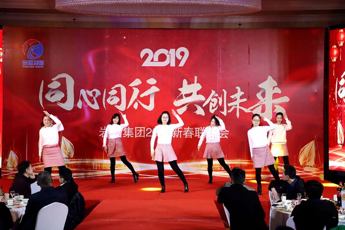 舞蹈咖喱咖喱（lí）