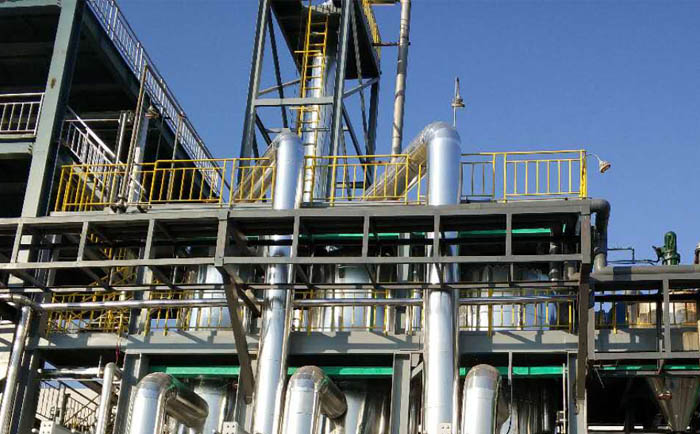 板式降膜蒸發器的特點 板(bǎn)式降膜蒸發器的特點